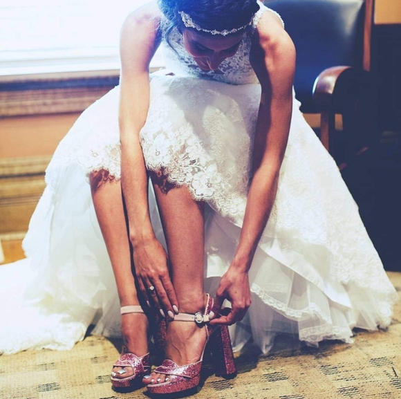 Allure Bridal C280 Wedding Dress 👰 - Picture 6 of 12